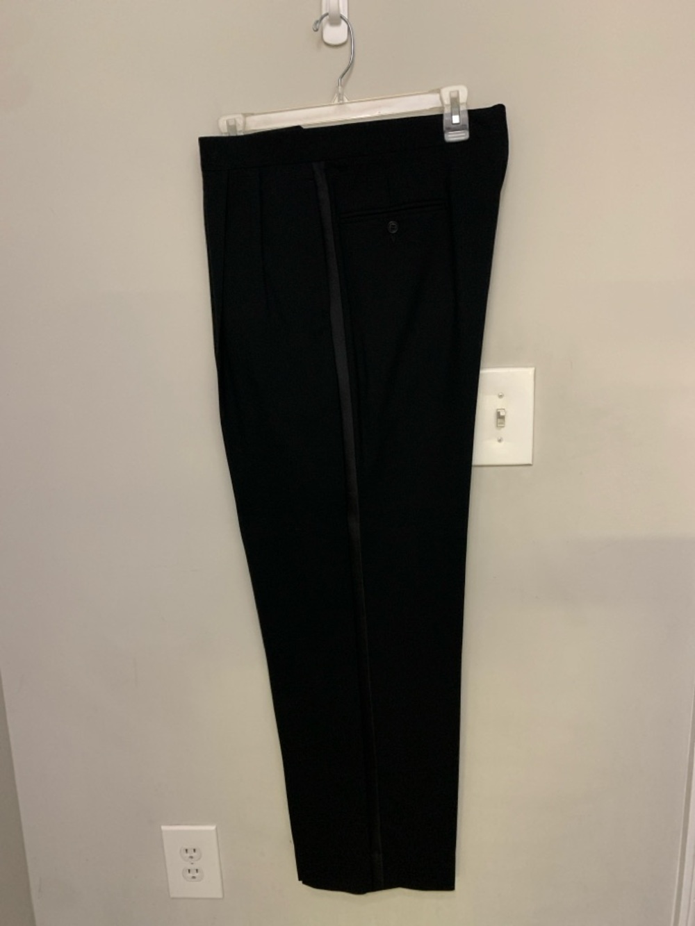 Jos. A. Bank Black Men’s Tuxedo, Formal or Dress Pants Waist 36